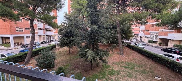 5 bedrooms Apartment in Livorno, Italy No. 359231 3