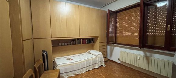 5 bedrooms Apartment in Livorno, Italy No. 359231 17