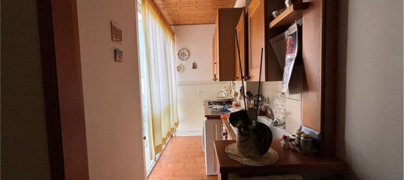 5 bedrooms Apartment in Livorno, Italy No. 359231 9