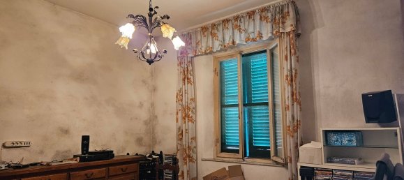 4 rooms Apartment in Cascina, Italy No. 80110 17