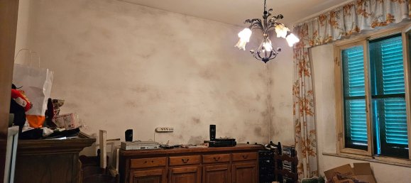 4 rooms Apartment in Cascina, Italy No. 80110 18