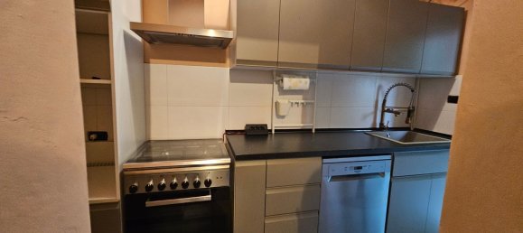 4 rooms Apartment in Cascina, Italy No. 80110 3