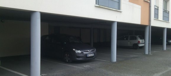 Parking à Bordeaux, France No. 318941 3