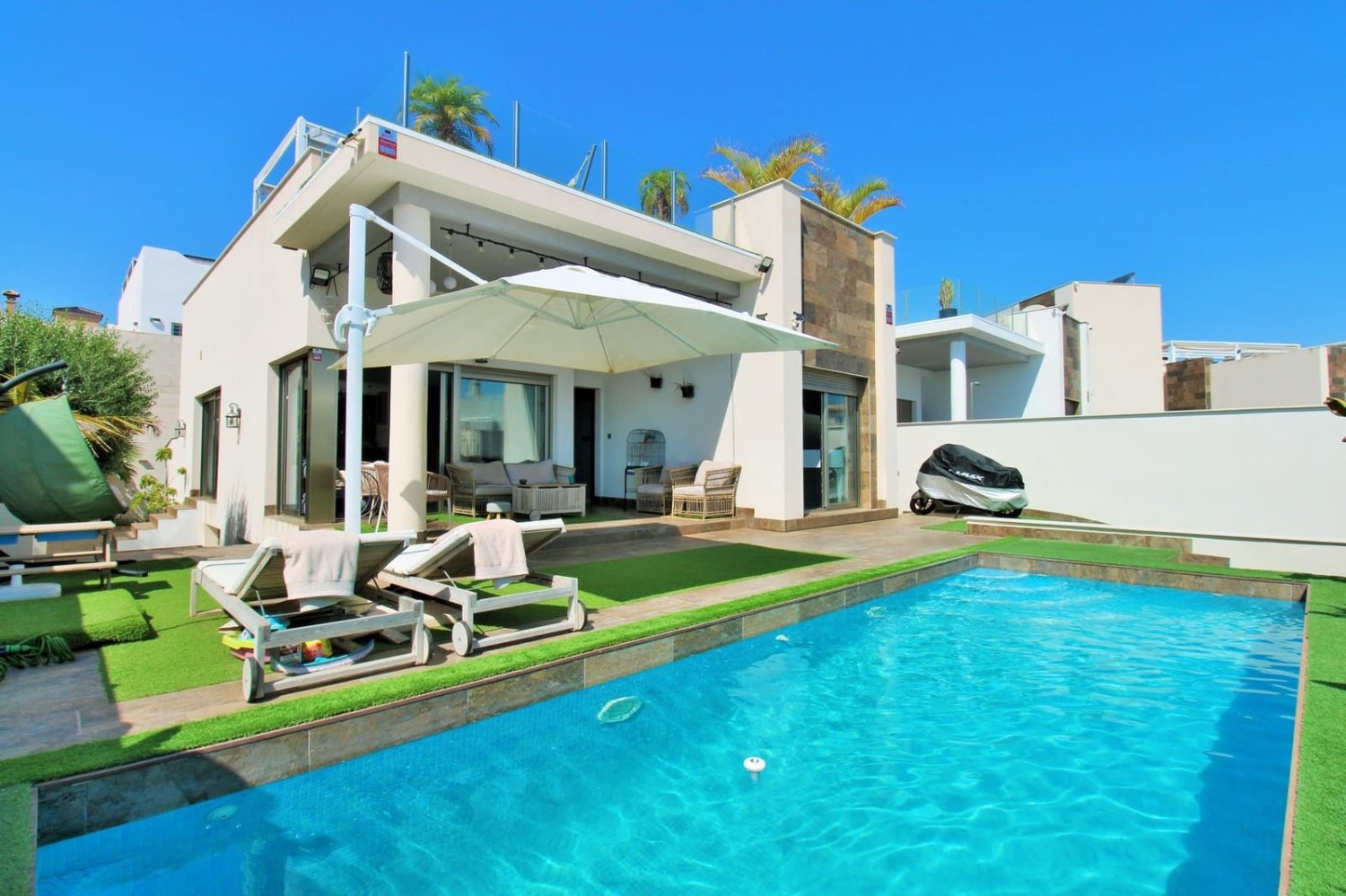 5 bedrooms House in Alicante, Spain No. 194523