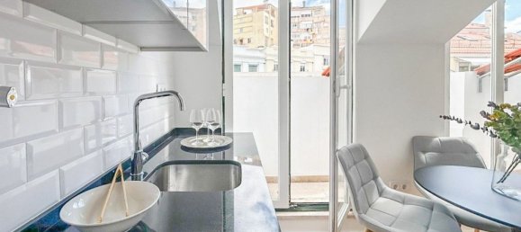 2 Schlafzimmer Wohnung in Lisbon, Portugal, Nr. 69187 4