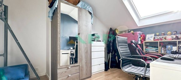 3 bedrooms Duplex in Villeneuve-le-Roi, France No. 138024 8