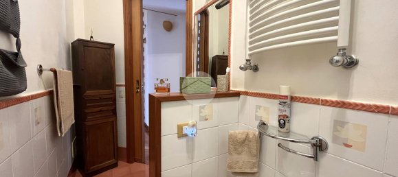 4-salle Appartement à Palermo, Italy No. 171651 2