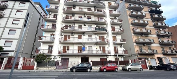 4-salle Appartement à Palermo, Italy No. 171651 17