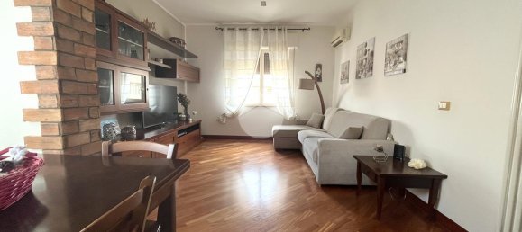 4-salle Appartement à Palermo, Italy No. 171651 30