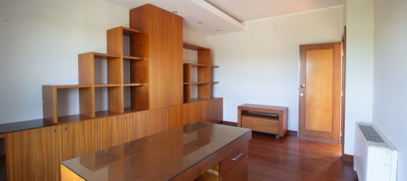 Дом с 4 спальнями в Матозиньюш, Португалия № 149661 6