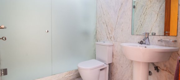 Дом с 4 спальнями в Матозиньюш, Португалия № 149661 8