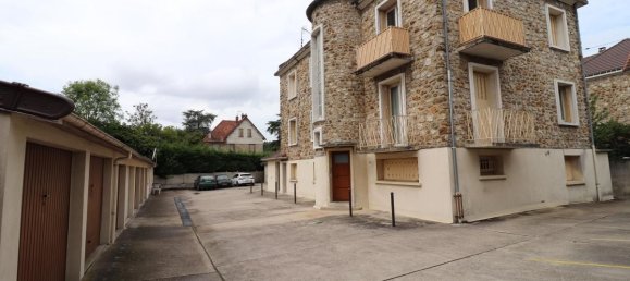 1 bedroom Apartment in Athis-Mons, France No. 174848 5