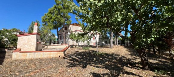 Вилла с 3 спальнями в Трани, Италия № 346968 20