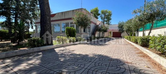 Вилла с 3 спальнями в Трани, Италия № 346968 28