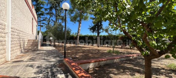 Вилла с 3 спальнями в Трани, Италия № 346968 16