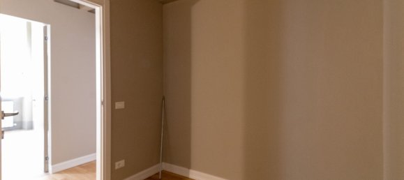 1 bedroom Apartment in Siena, Italy No. 323227 25