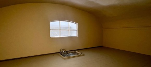 1 bedroom Apartment in Siena, Italy No. 323227 32