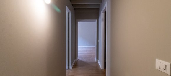 1 bedroom Apartment in Siena, Italy No. 323227 30