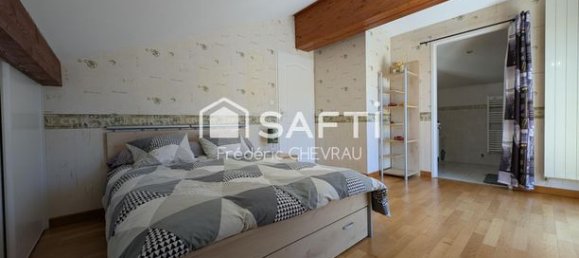 5 Schlafzimmer Haus in Charnay-les-Macon, France, Nr. 302973 8