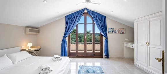 9 Schlafzimmer Villa in Estepona, Spain, Nr. 4625 14