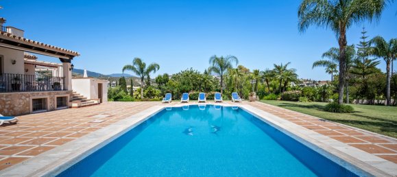 9 Schlafzimmer Villa in Estepona, Spain, Nr. 4625 2
