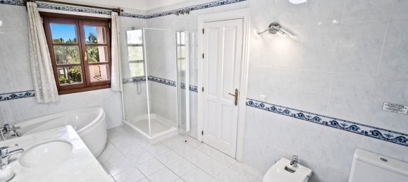 9 Schlafzimmer Villa in Estepona, Spain, Nr. 4625 17