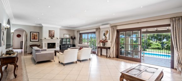 9 Schlafzimmer Villa in Estepona, Spain, Nr. 4625 7