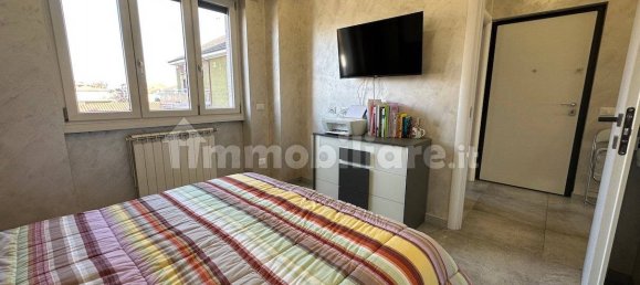 1 bedroom Apartment in Senago, Italy No. 4592 9