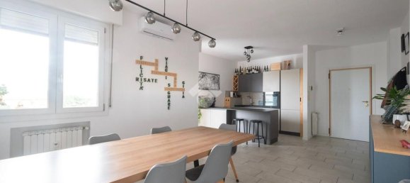 4 bedrooms Apartment in Carpi, Italy No. 327214 4