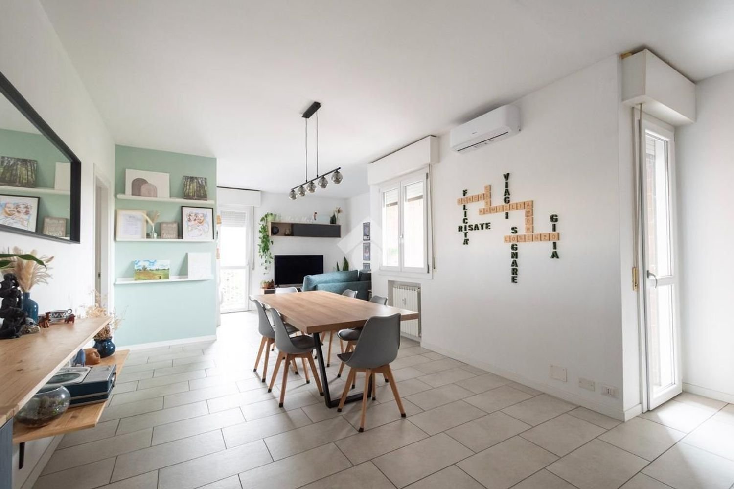 4 bedrooms Apartment in Carpi, Italy No. 327214
