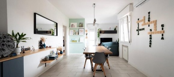 4 bedrooms Apartment in Carpi, Italy No. 327214 2