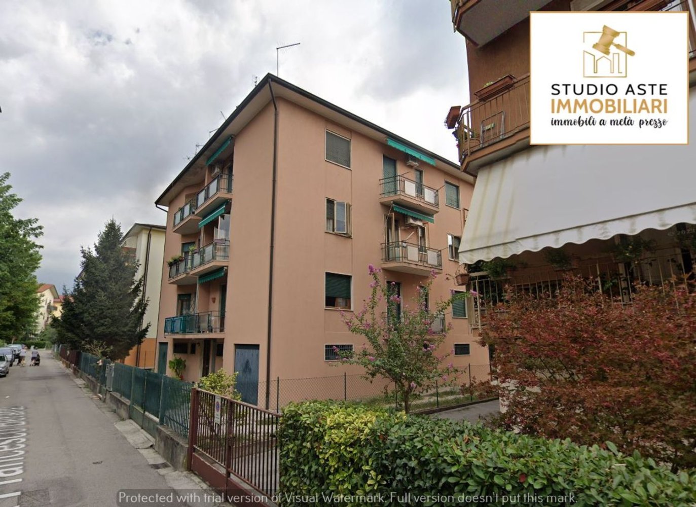 4 bedrooms Apartment in Vicenza, Italy No. 396991