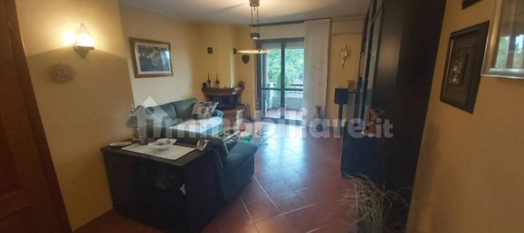 2 bedrooms Apartment in Turin, Italy No. 24379 9