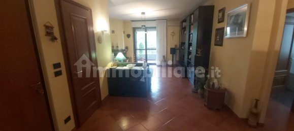 2 bedrooms Apartment in Turin, Italy No. 24379 8