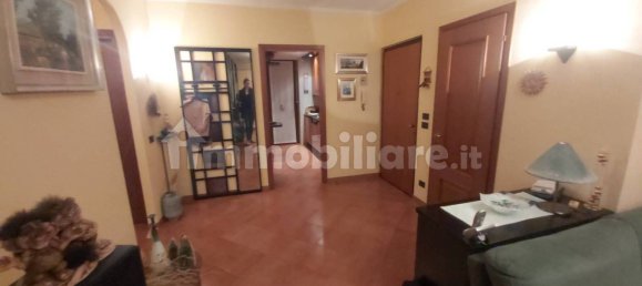2 bedrooms Apartment in Turin, Italy No. 24379 11