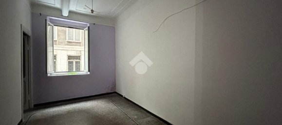 6 rooms Apartment in Genoa, Italy No. 38462 5