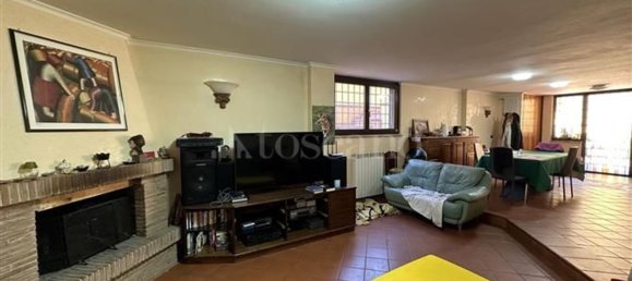 3 rooms Villa in Rome, Italy No. 197527 9