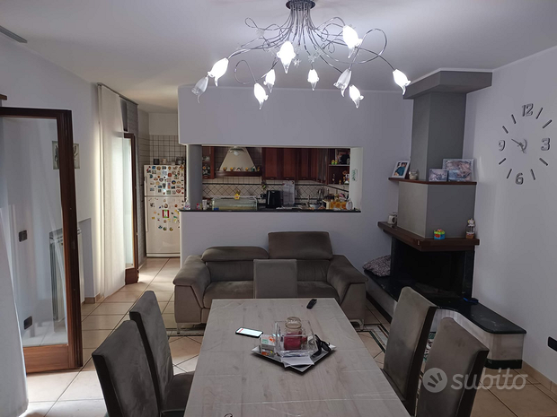 5 rooms Apartment in Latiano, Italy No. 297963