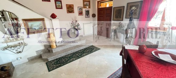 6 bedrooms Villa in Quattordio, Italy No. 330645 16