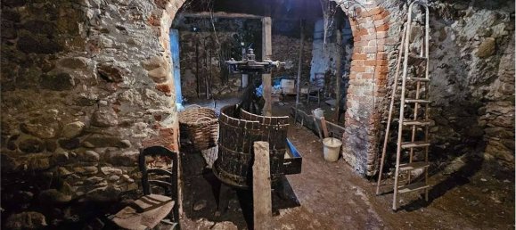 2 bedrooms House in Nucetto, Italy No. 156881 9