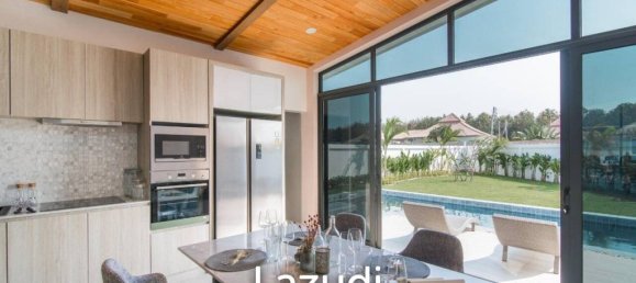 3 bedrooms Villa in Hua Hin, Thailand No. 18015 10