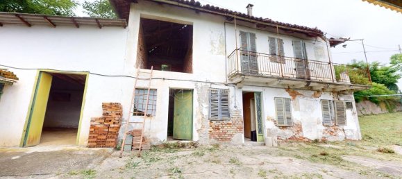 5 rooms House in Bra, Italy No. 69997 4