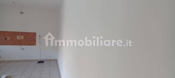 Квартира с 2 спальнями в Чампино, Италия № 121001 7