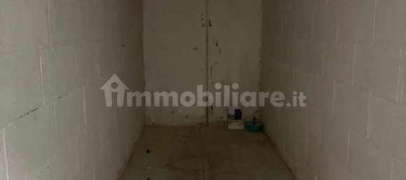 Квартира с 2 спальнями в Чампино, Италия № 121001 13