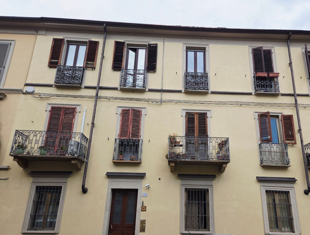 Apartamento de 2 dormitorios en Turin, Italy No. 344164
