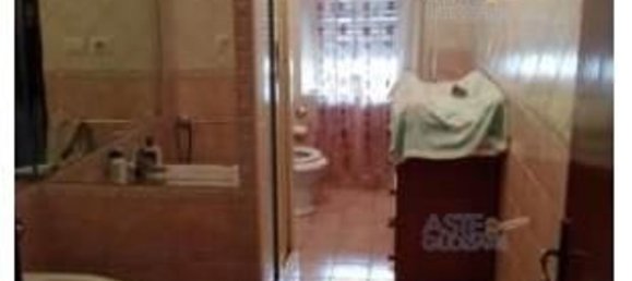 5 rooms Apartment in Gravina di Catania, Italy No. 263239 4