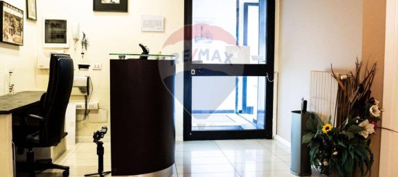 5 rooms Office in Monza, Italy No. 86372 8