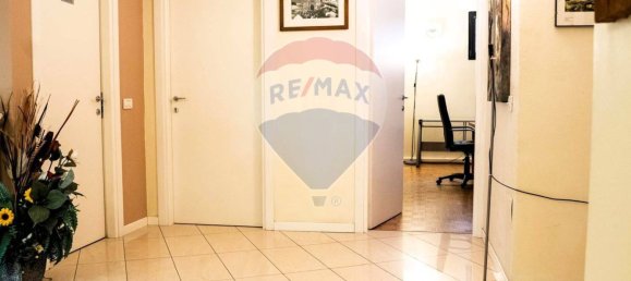 5 rooms Office in Monza, Italy No. 86372 6
