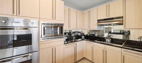 3 غرف نوم عقار تجاري في Miami, الولايات المتحدة رقم 615489 26