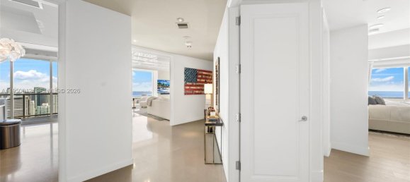 3 غرف نوم عقار تجاري في Miami, الولايات المتحدة رقم 615489 24